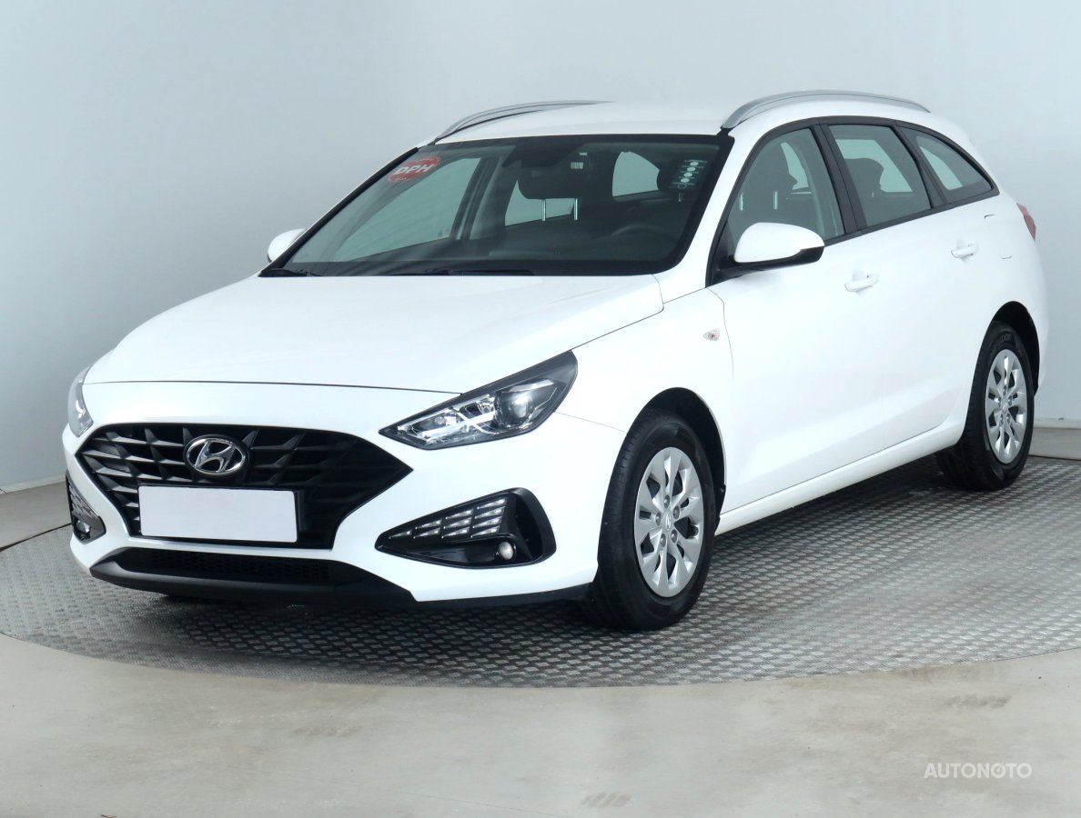 Hyundai i30, 2023 - pohled č. 3