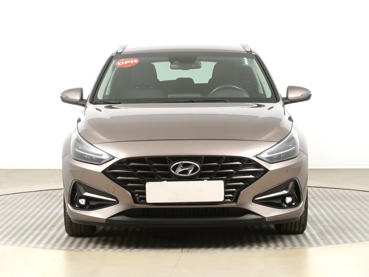 Hyundai i30, 2023 - pohled č. 2