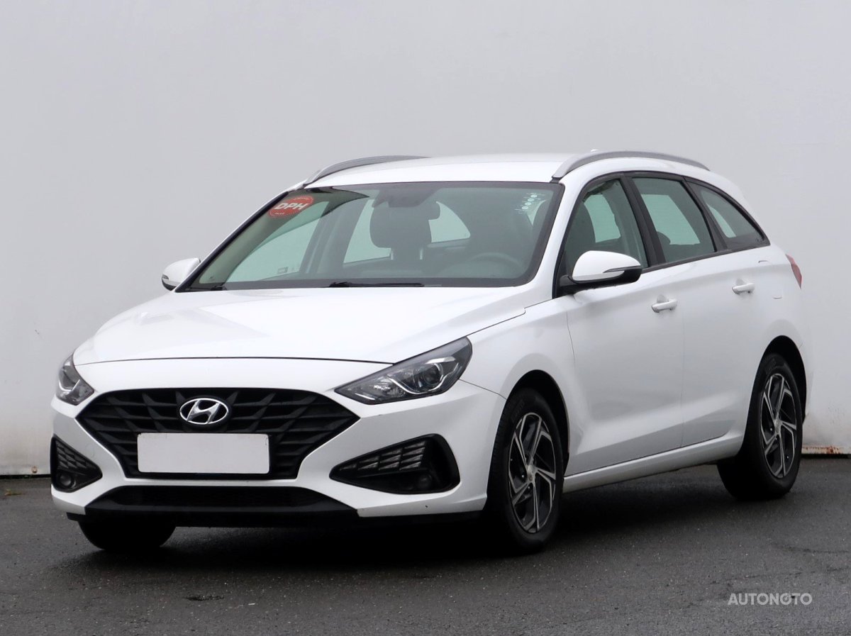 Hyundai i30, 2021 - pohled č. 3