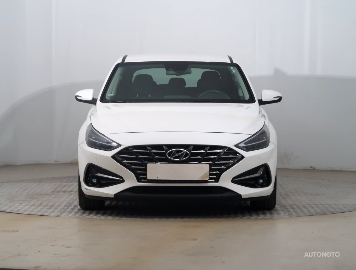 Hyundai i30, 2023 - pohled č. 2
