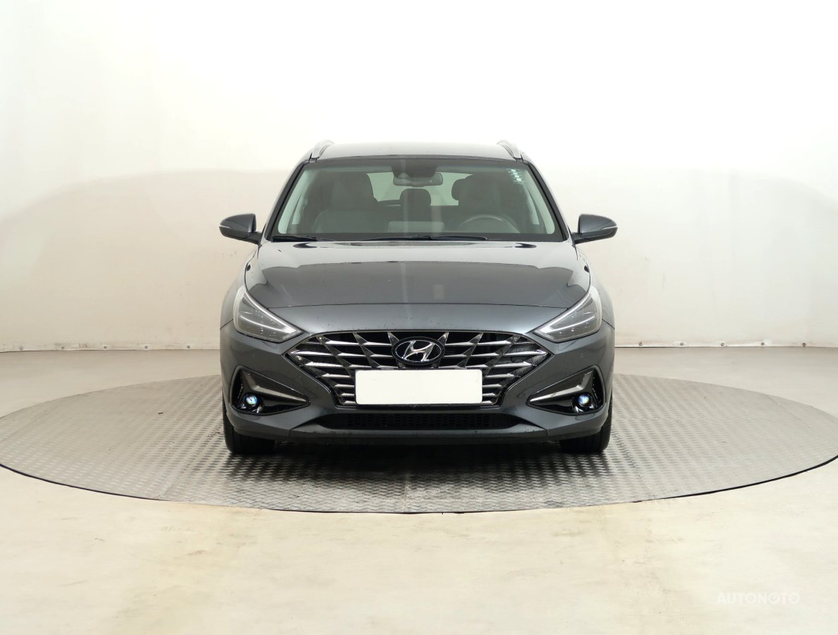 Hyundai i30, 2021 - pohled č. 2