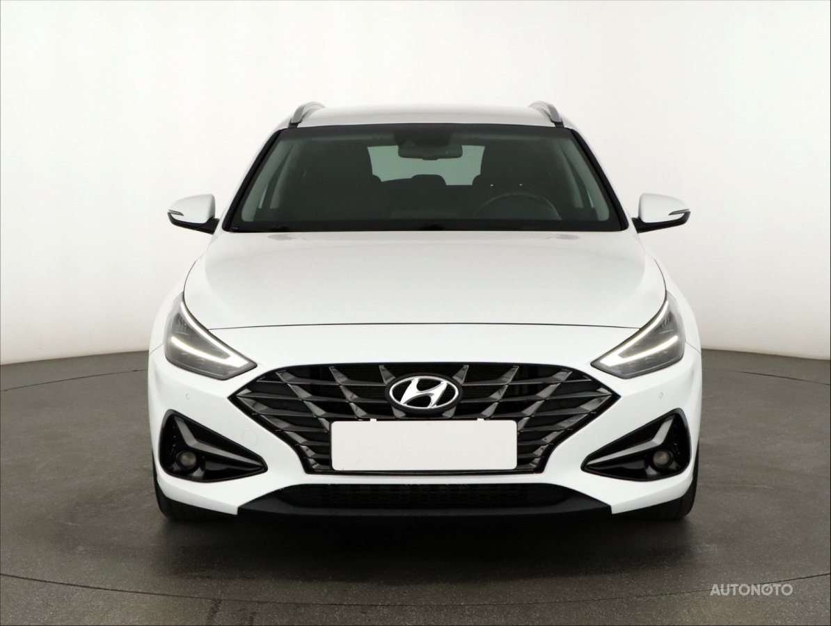 Hyundai i30, 2022 - pohled č. 2