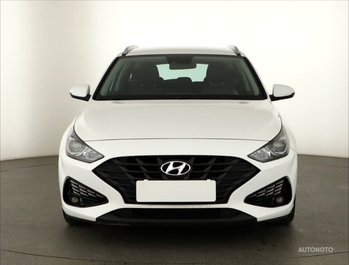 Hyundai i30, 2022 - pohled č. 2