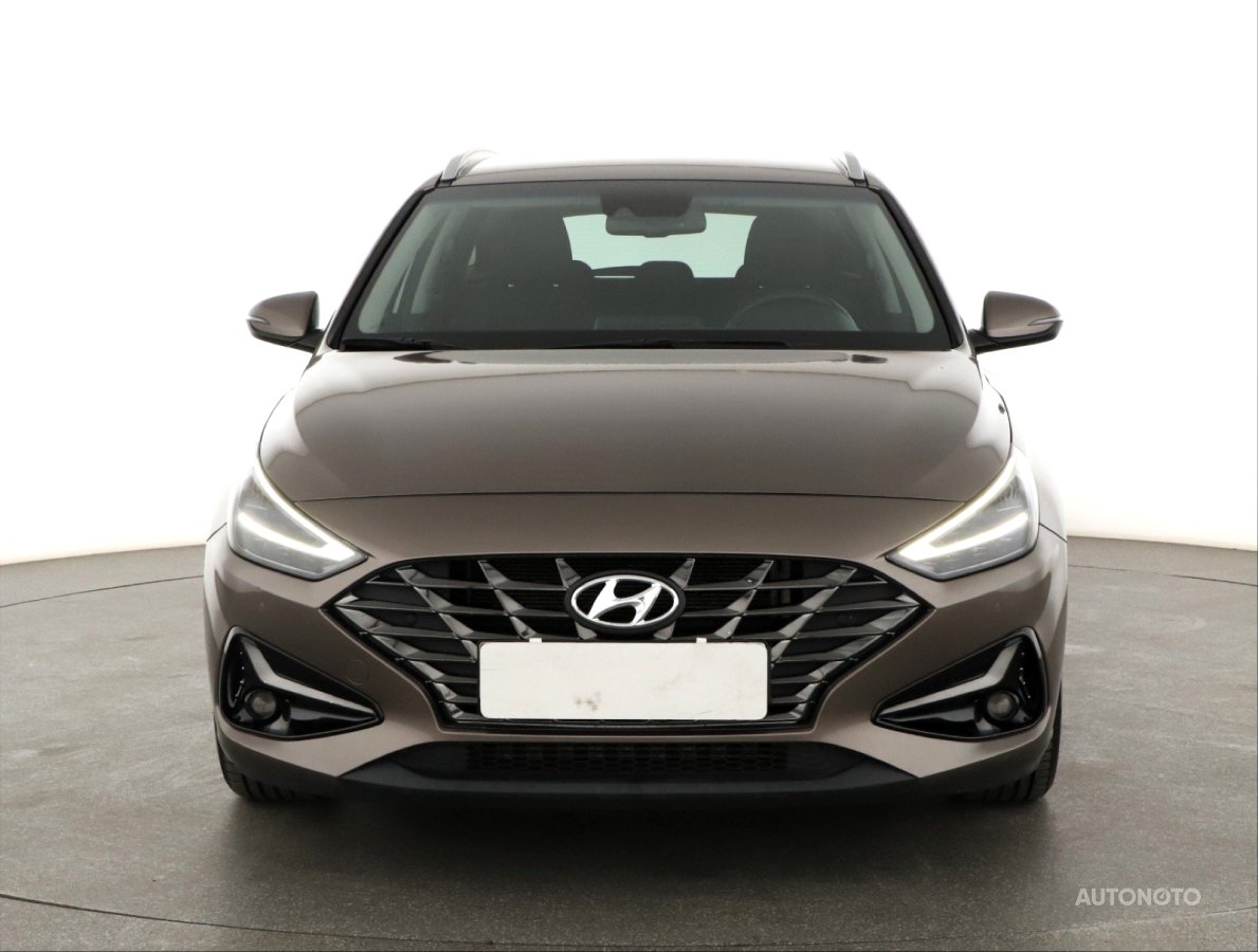Hyundai i30, 2022 - pohled č. 2