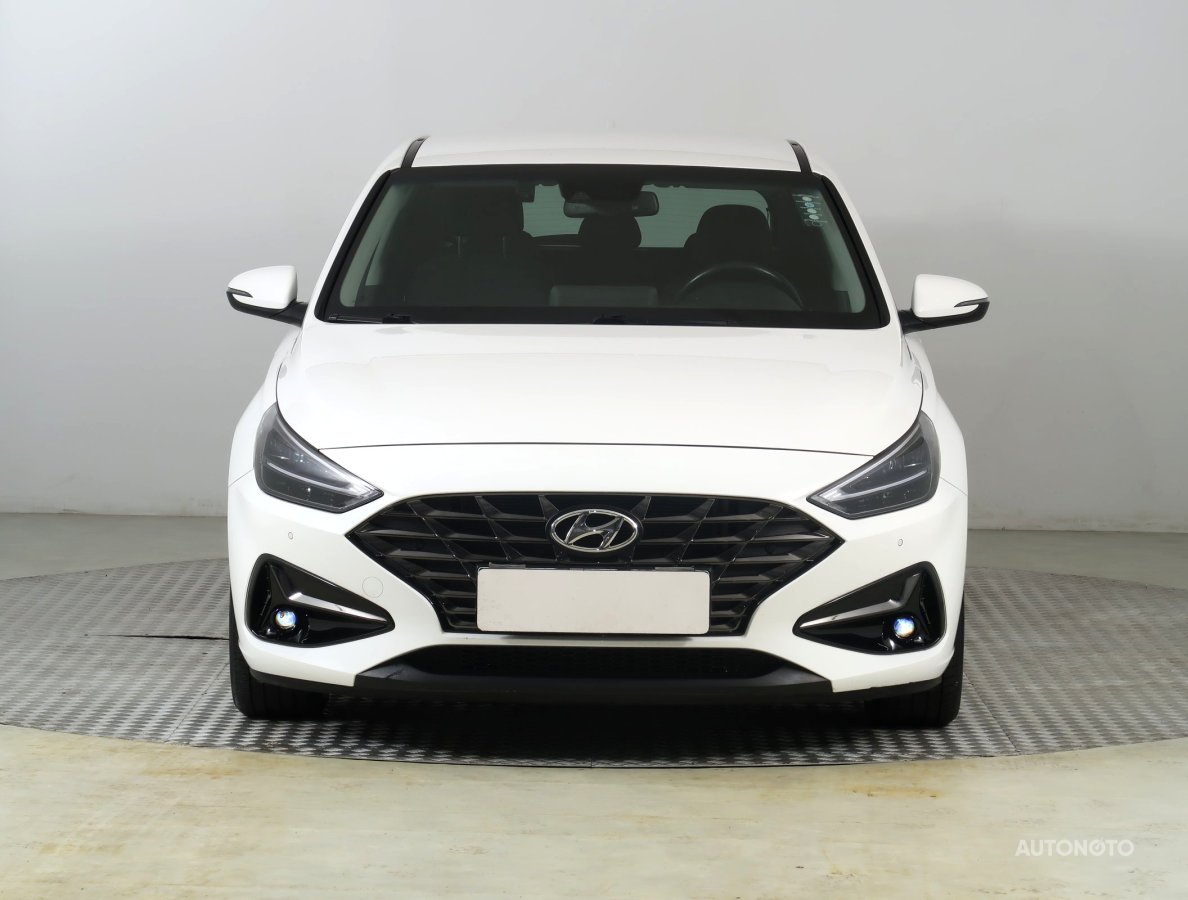 Hyundai i30, 2021 - pohled č. 2