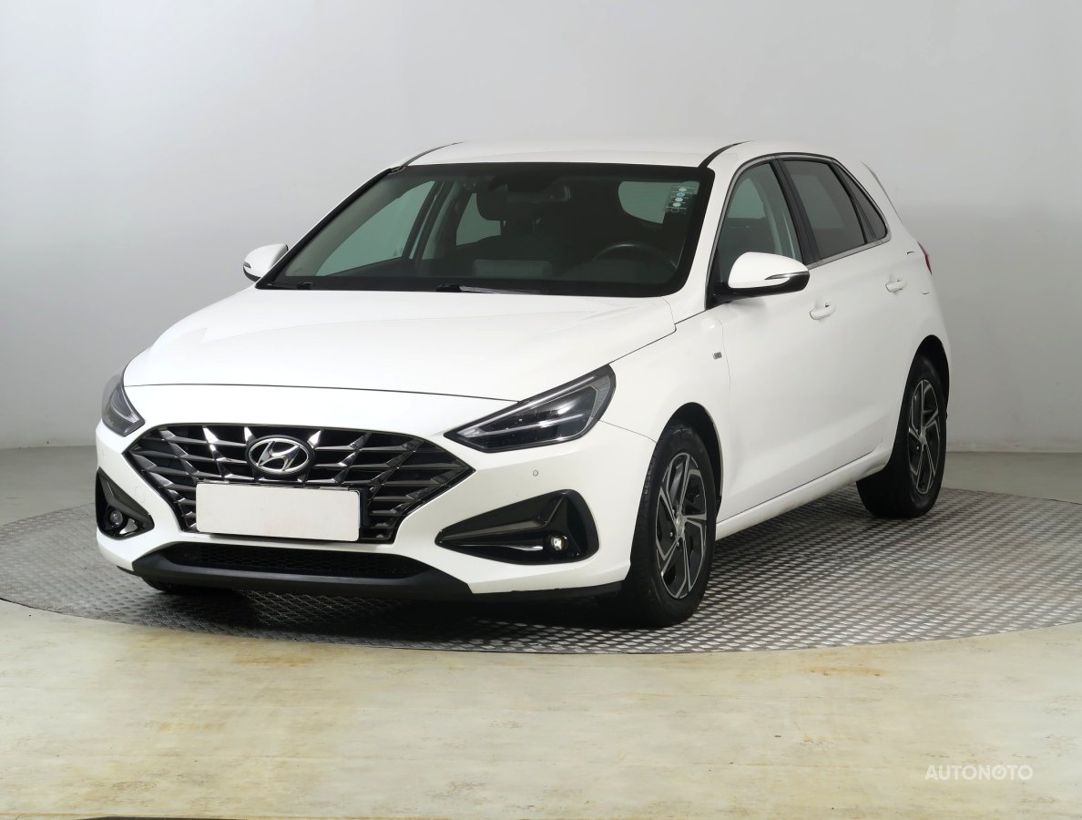 Hyundai i30, 2021 - pohled č. 3