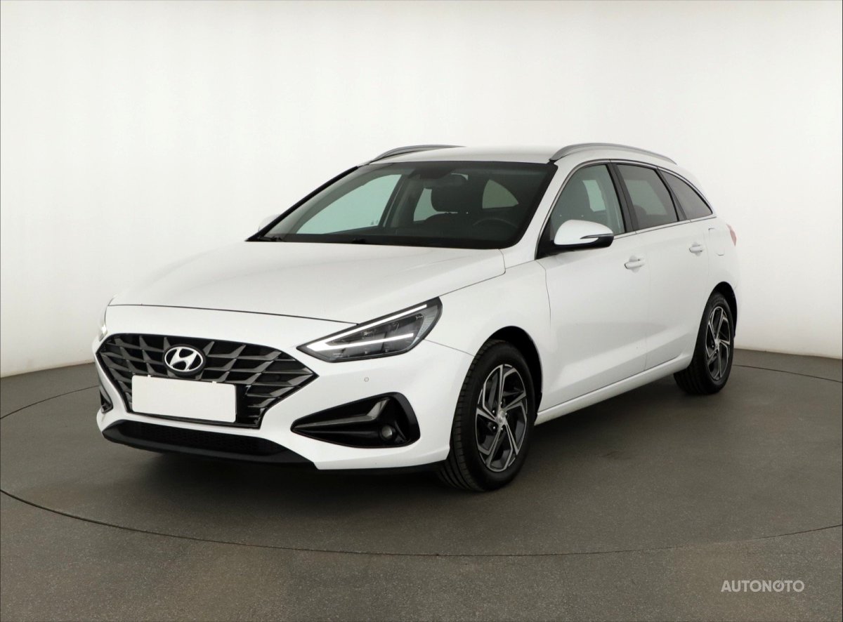 Hyundai i30, 2021 - pohled č. 3