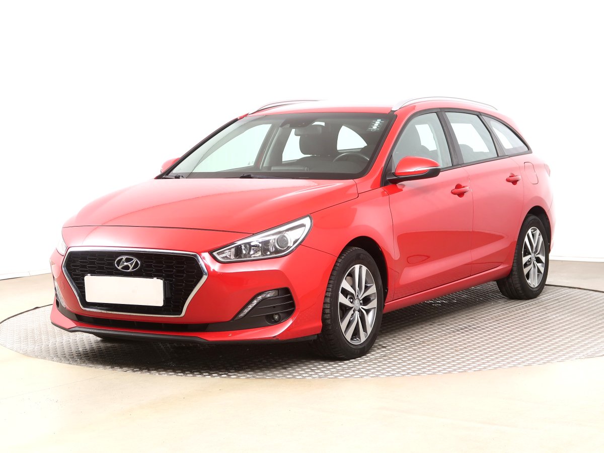 Hyundai i30, 2019 - pohled č. 3