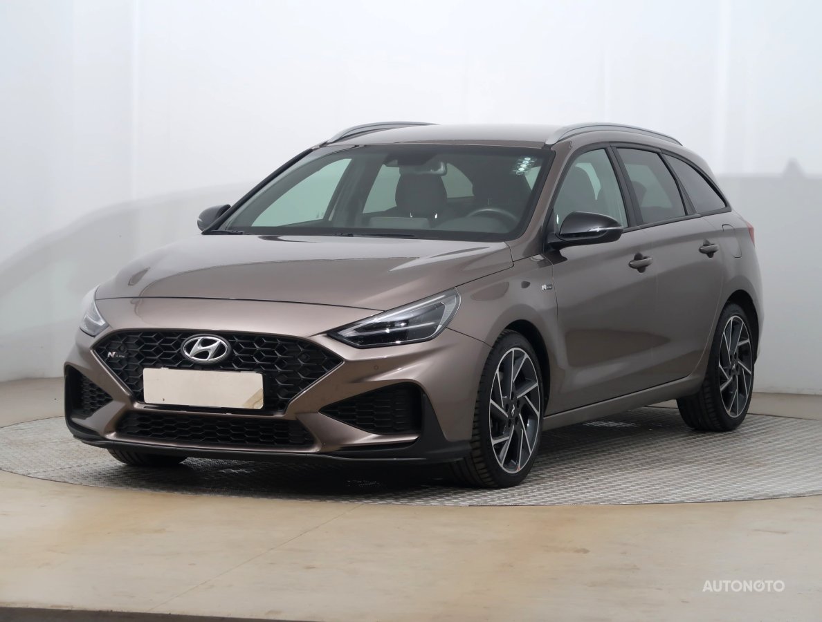 Hyundai i30, 2023 - pohled č. 3