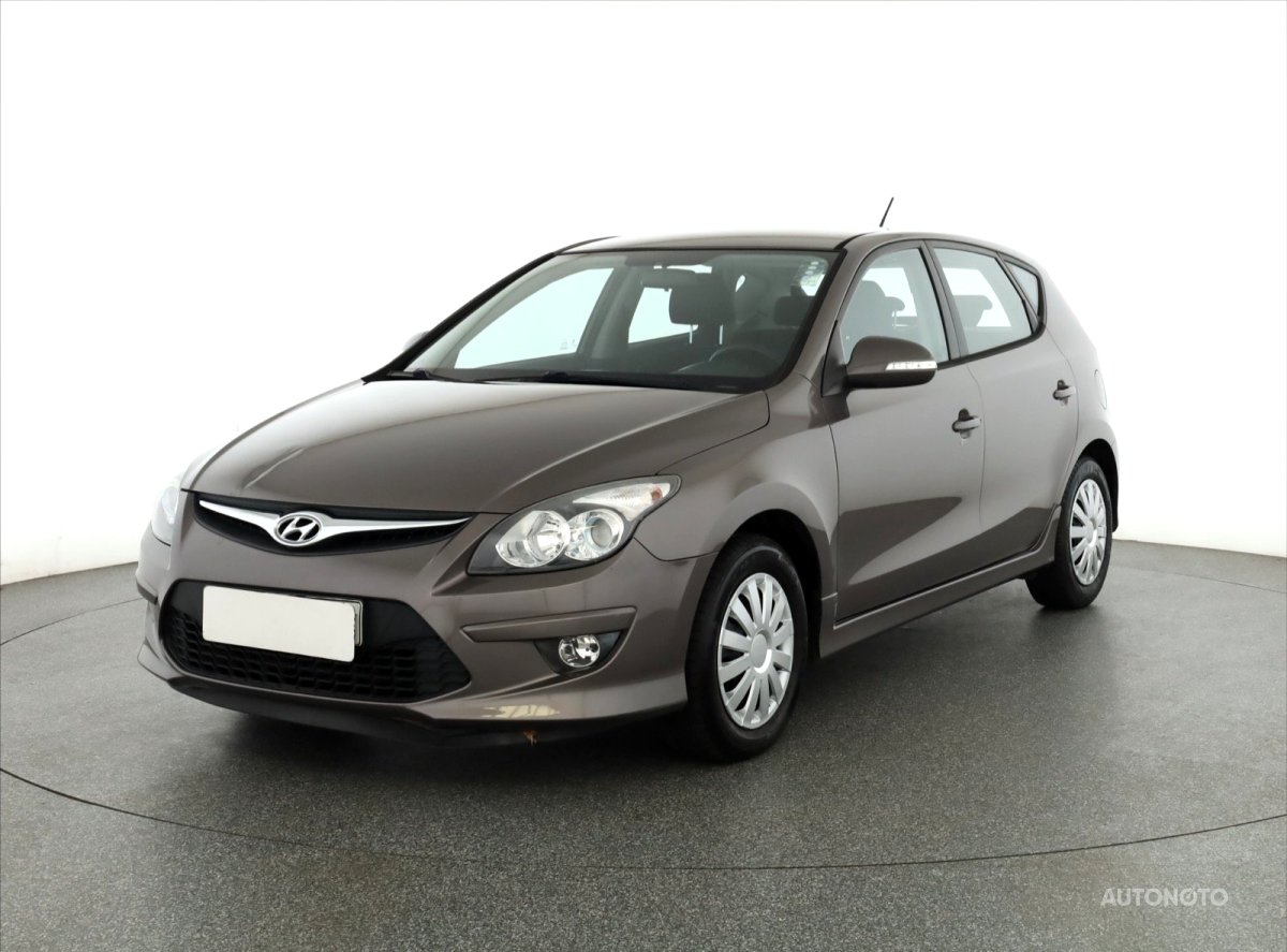 Hyundai i30, 2011 - pohled č. 3