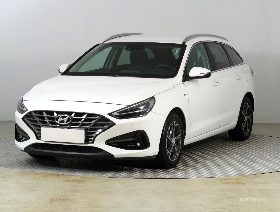 Hyundai i30, 2021 - pohled č. 3
