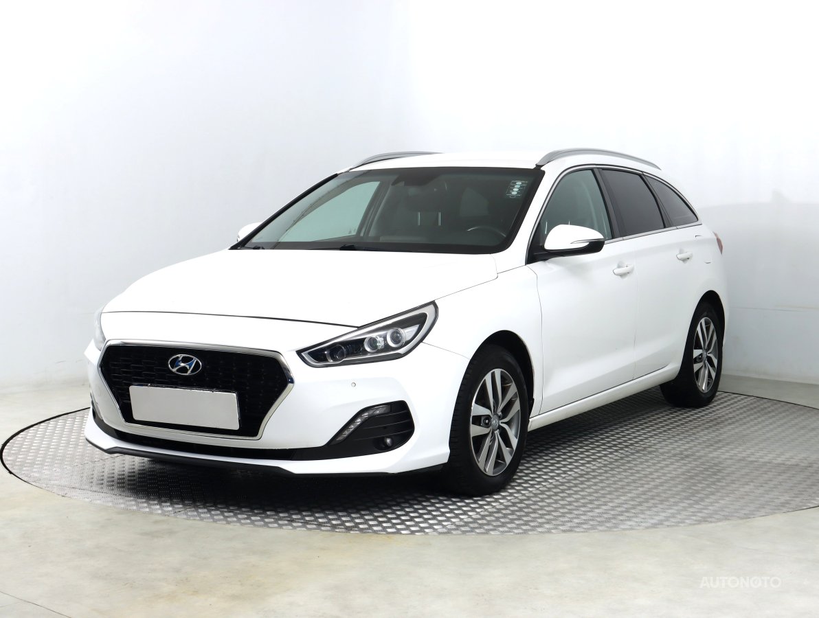 Hyundai i30, 2019 - pohled č. 3