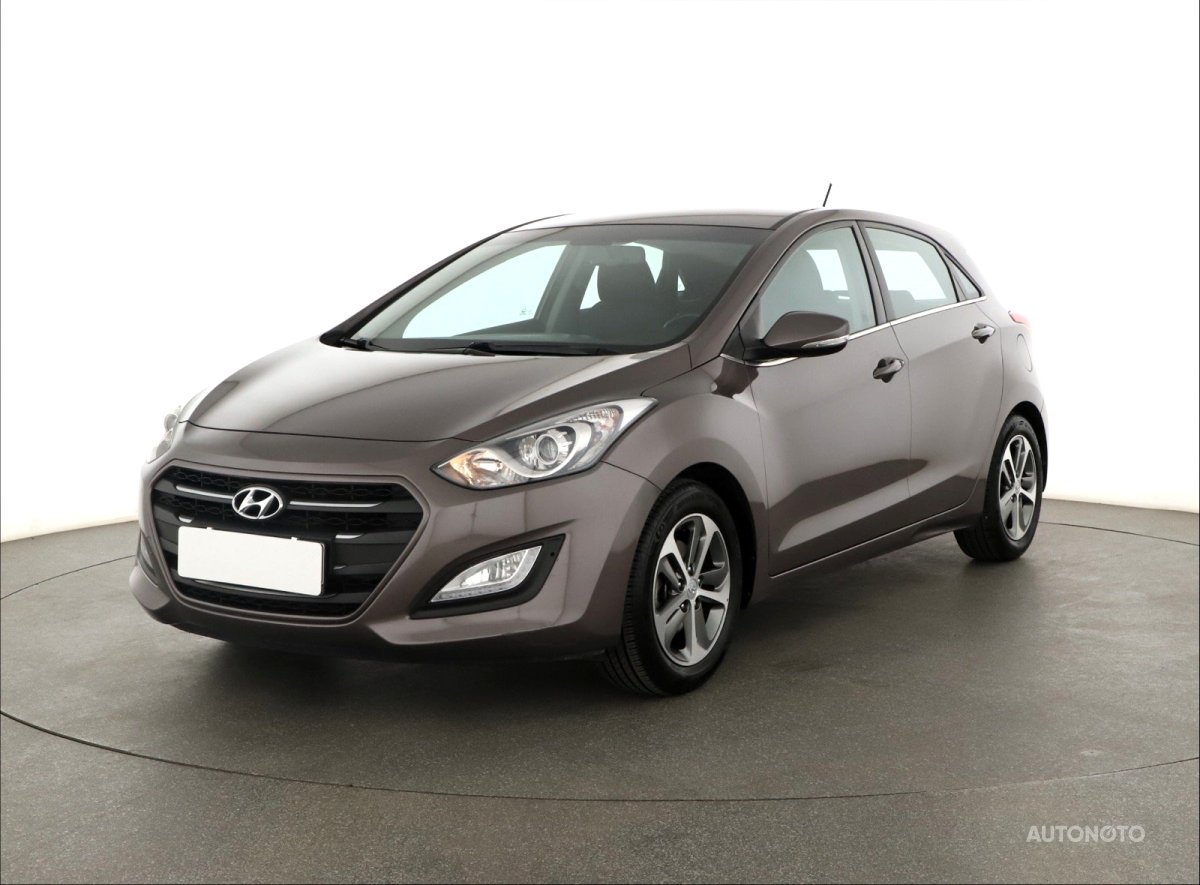 Hyundai i30, 2015 - pohled č. 3