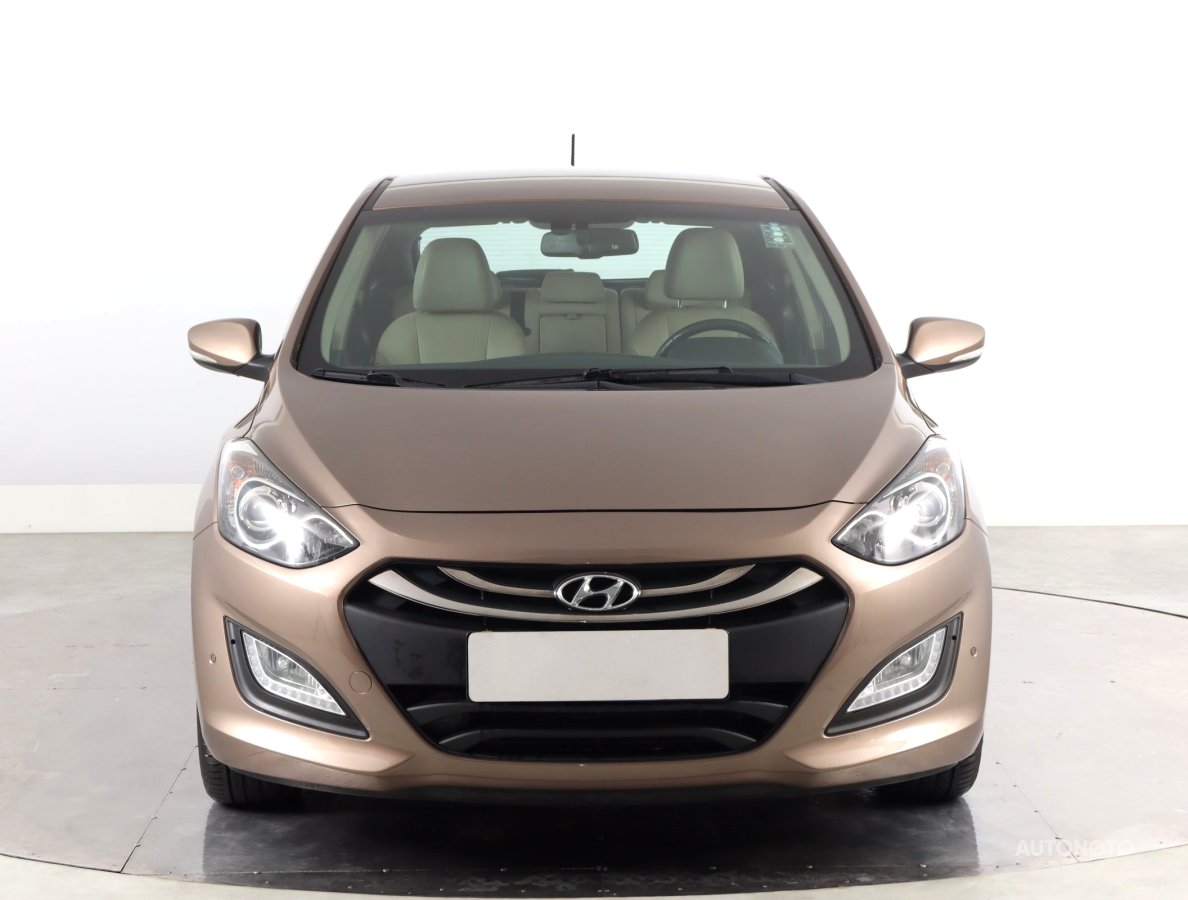 Hyundai i30, 2012 - pohled č. 2