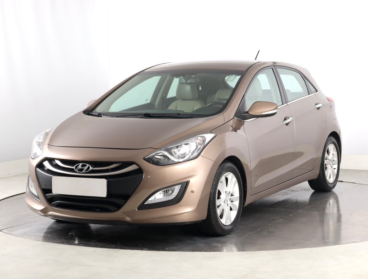 Hyundai i30, 2012 - pohled č. 3