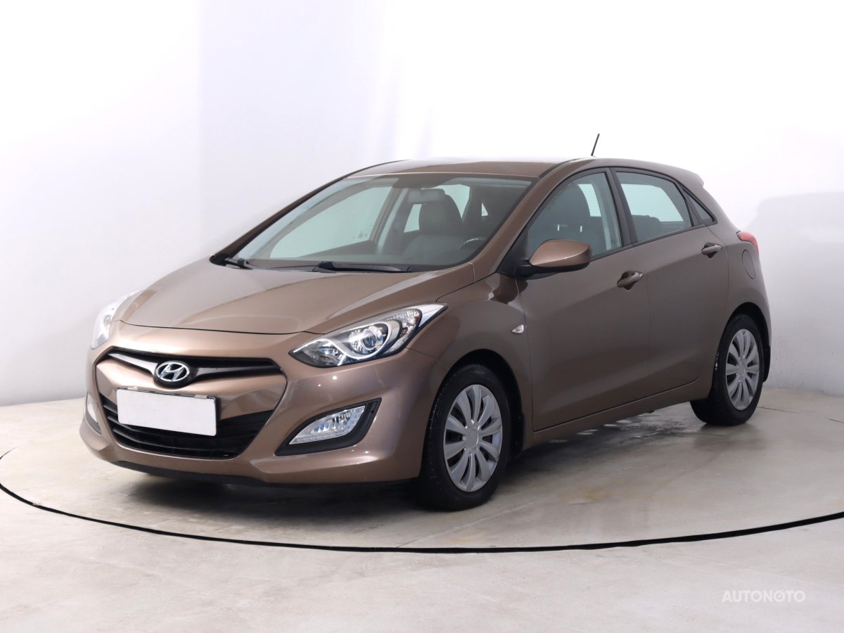 Hyundai i30, 2014 - pohled č. 3