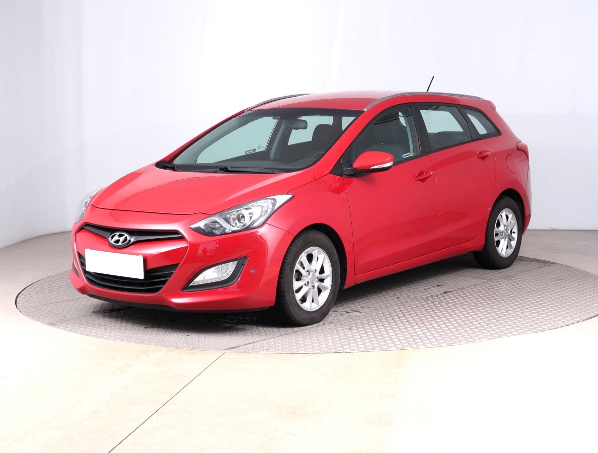 Hyundai i30, 2013 - pohled č. 3