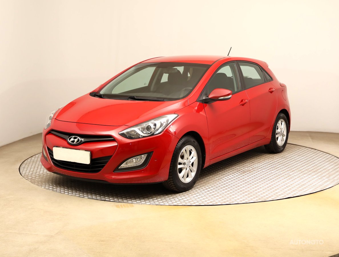 Hyundai i30, 2012 - pohled č. 3