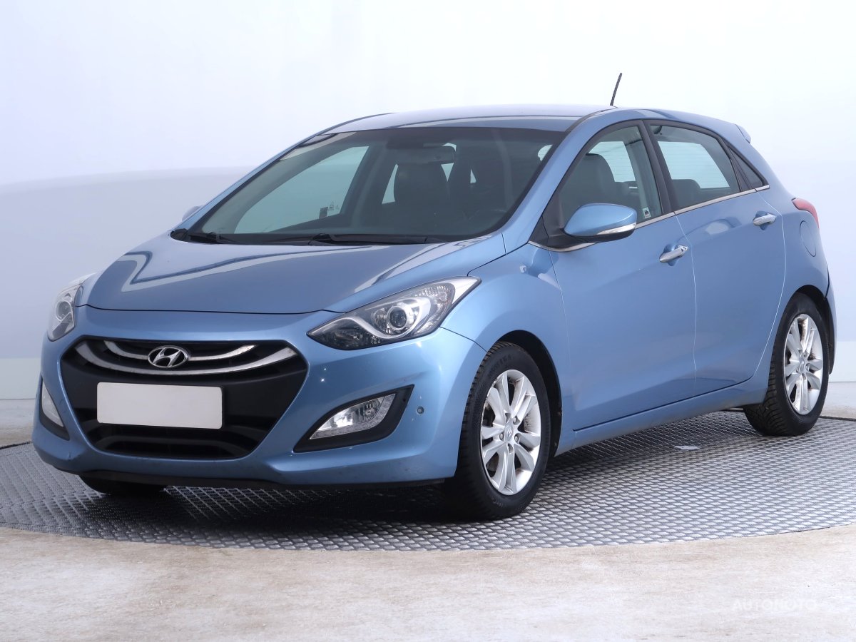 Hyundai i30, 2012 - pohled č. 3