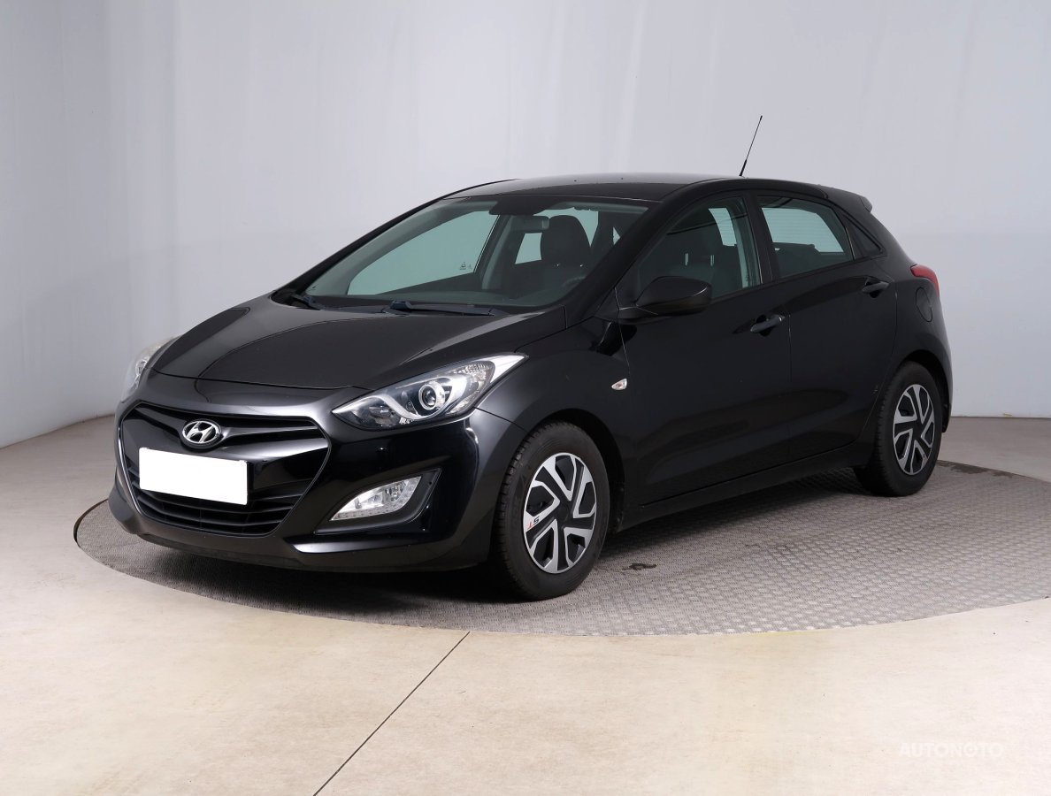 Hyundai i30, 2012 - pohled č. 3