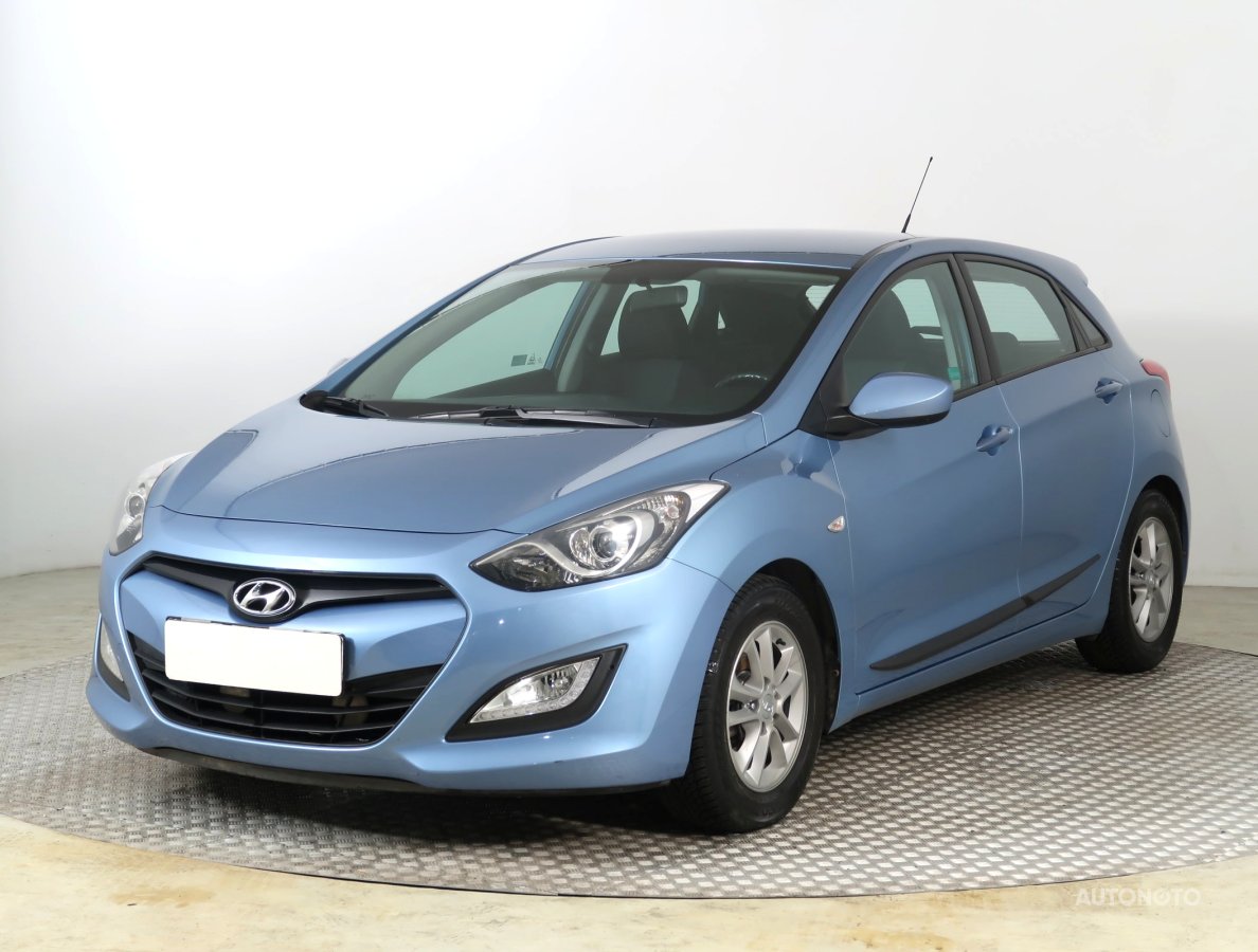 Hyundai i30, 2012 - pohled č. 3