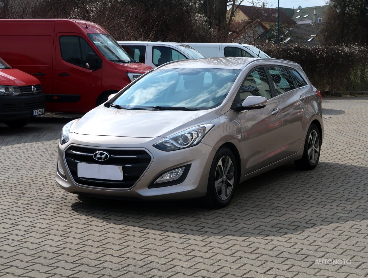 Hyundai i30, 2016 - pohled č. 3