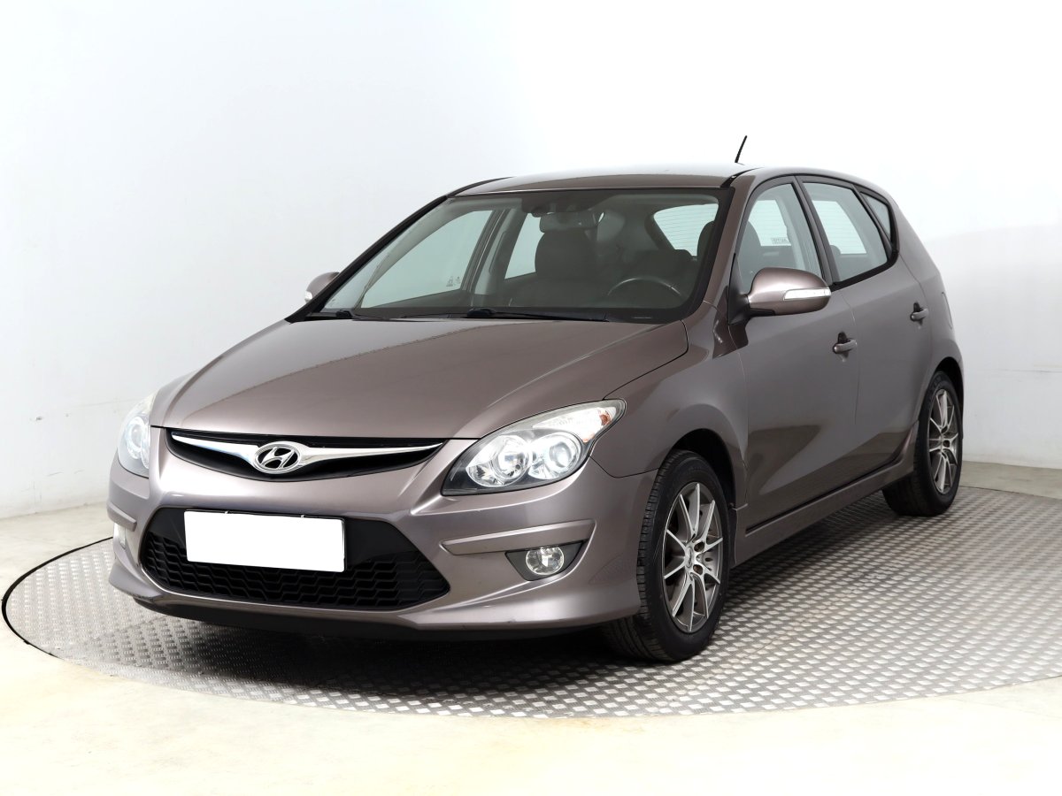 Hyundai i30, 2011 - pohled č. 3