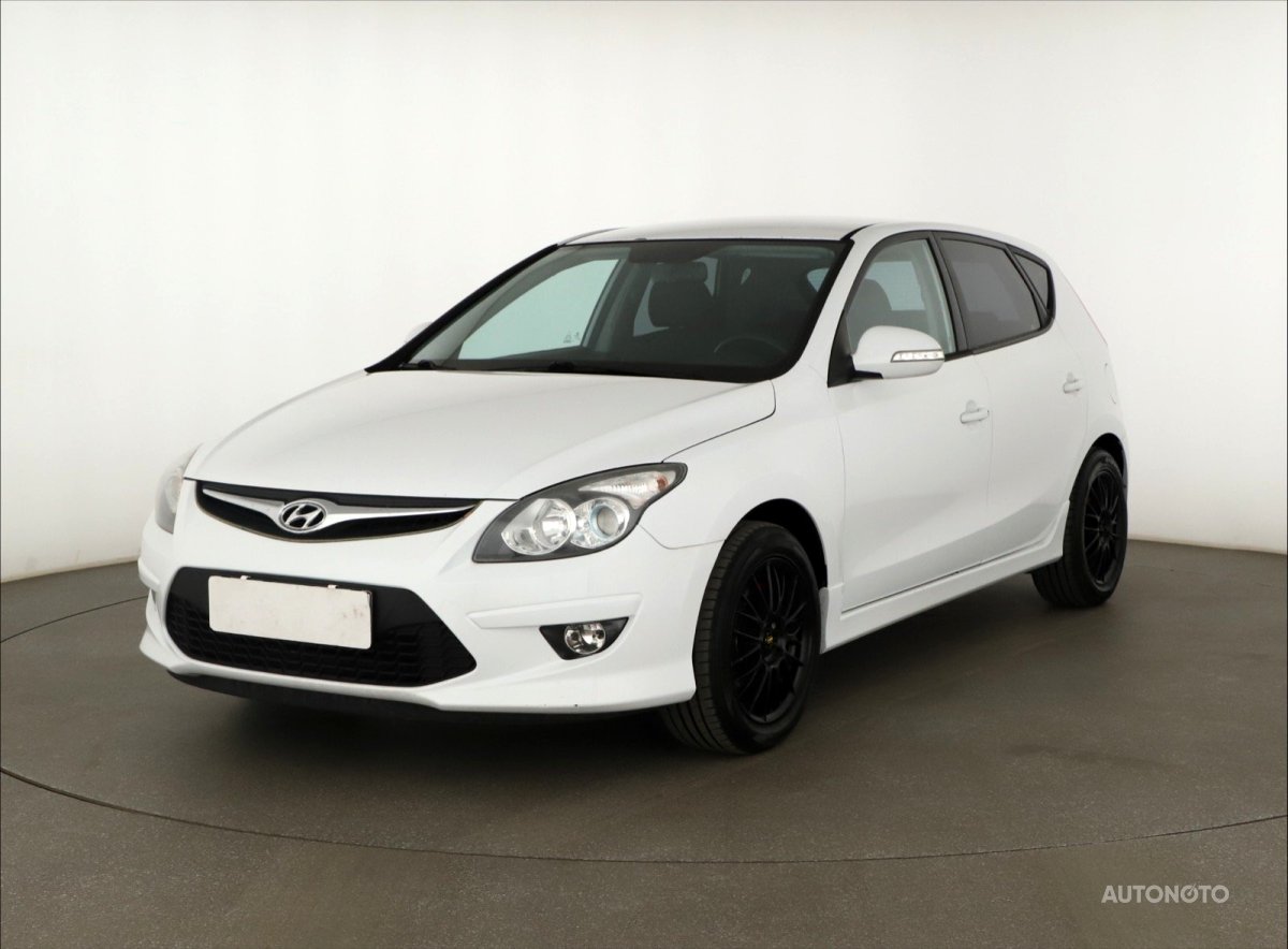 Hyundai i30, 2011 - pohled č. 3