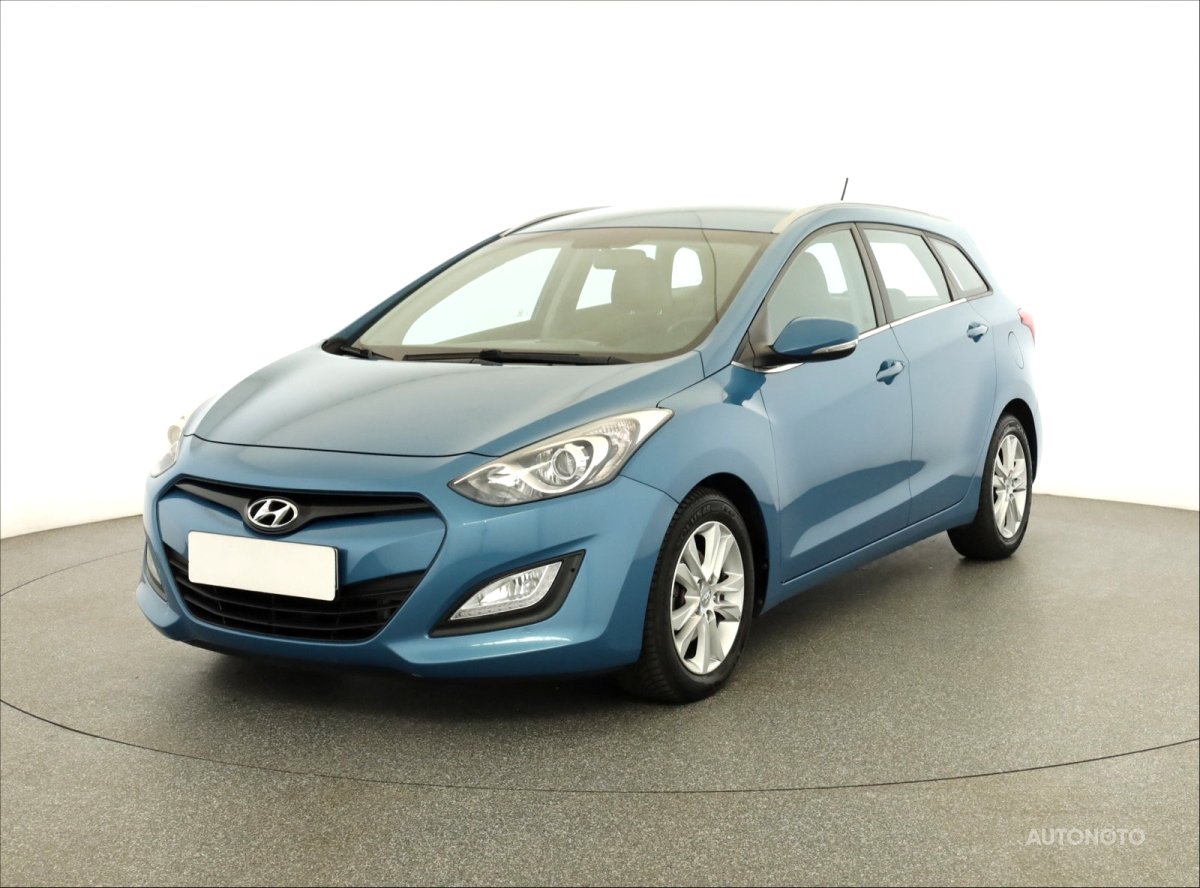 Hyundai i30, 2012 - pohled č. 3