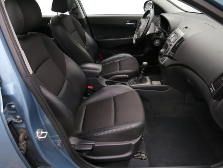 Hyundai i30, 2008 - pohled č. 12