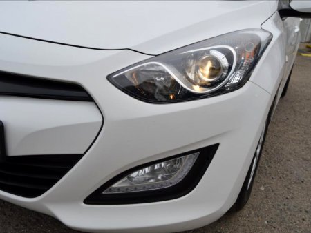 Hyundai i30, 2012 - pohled č. 10