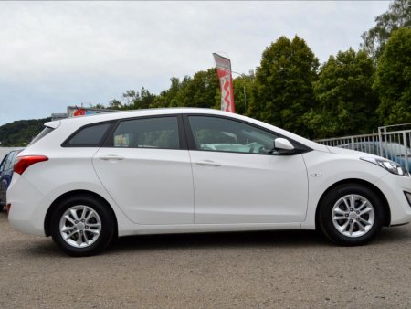 Hyundai i30, 2012 - pohled č. 4