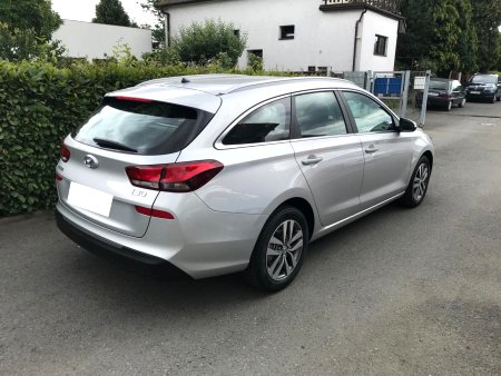 Hyundai i30, 2018 - pohled č. 2