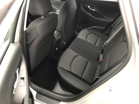 Hyundai i30, 2018 - pohled č. 6