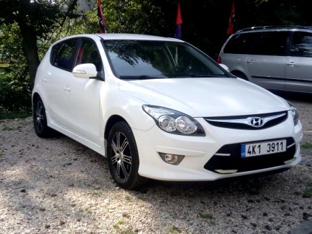 Hyundai i30, 2011