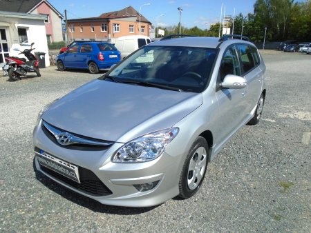 Hyundai i30 1.4 CVVT, koup v ČR