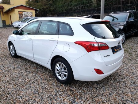 Hyundai i30, 2016 - pohled č. 3