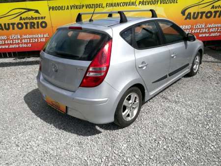 Hyundai i30, 2012 - pohled č. 3