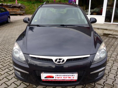 Hyundai i30, 2010 - pohled č. 3