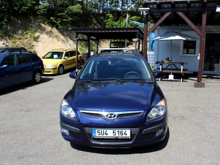 Hyundai i30, 2008 - pohled č. 2