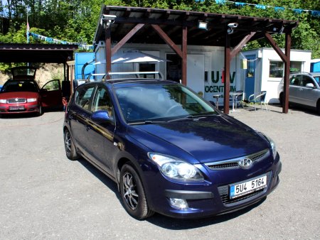 Hyundai i30, 2008 - pohled č. 3