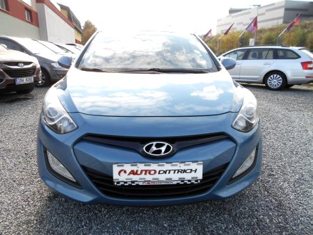 Hyundai i30, 2012 - pohled č. 3