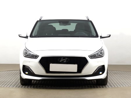 Hyundai i30, 2020 - pohled č. 2