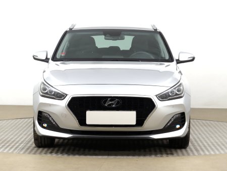 Hyundai i30, 2020 - pohled č. 2