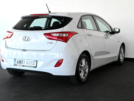 Hyundai i30, 2012 - pohled č. 3