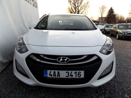 Hyundai i30, 2014 - pohled č. 3