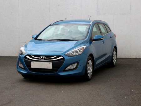 Hyundai i30, 2019 - pohled č. 3