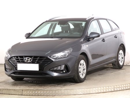 Hyundai i30, 2021 - pohled č. 3