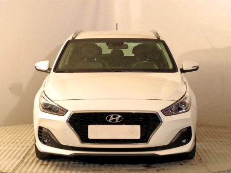 Hyundai i30, 2019 - pohled č. 2