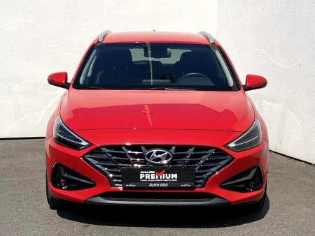 Hyundai i30, 2020 - pohled č. 2